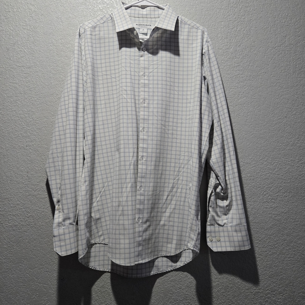 Mizzen+Main Men's Gray Checkered Dress Shirt